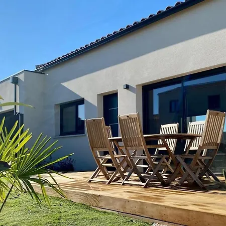 Villa Detente *